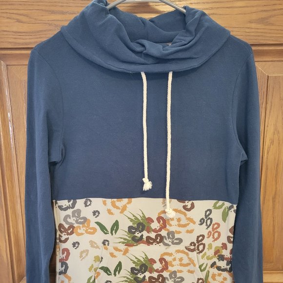 AMPERSAND AVE Tops - Ampersand Avenue CowlNeck- Humble Brag Size S